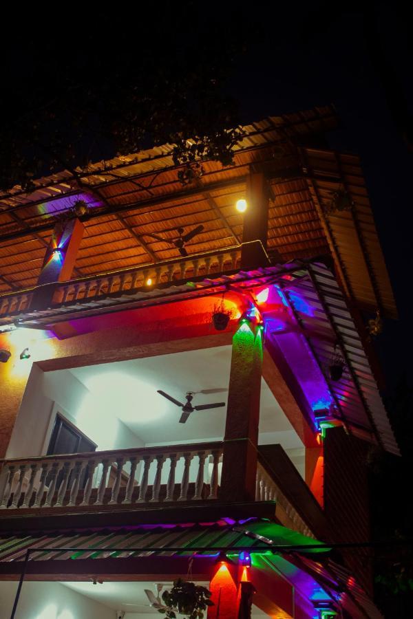 كاندولِم Bonds Hostel المظهر الخارجي الصورة