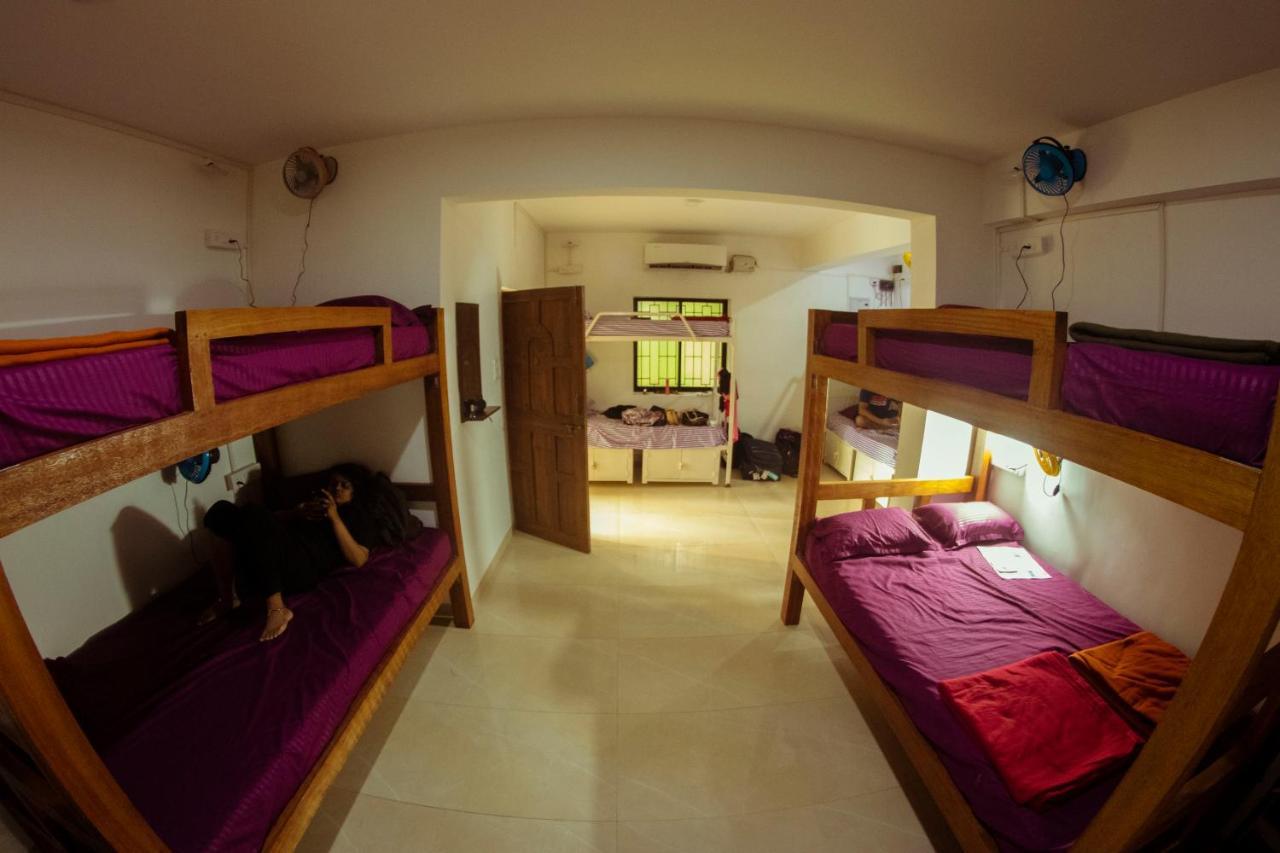 كاندولِم Bonds Hostel المظهر الخارجي الصورة