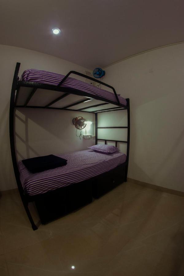 كاندولِم Bonds Hostel المظهر الخارجي الصورة
