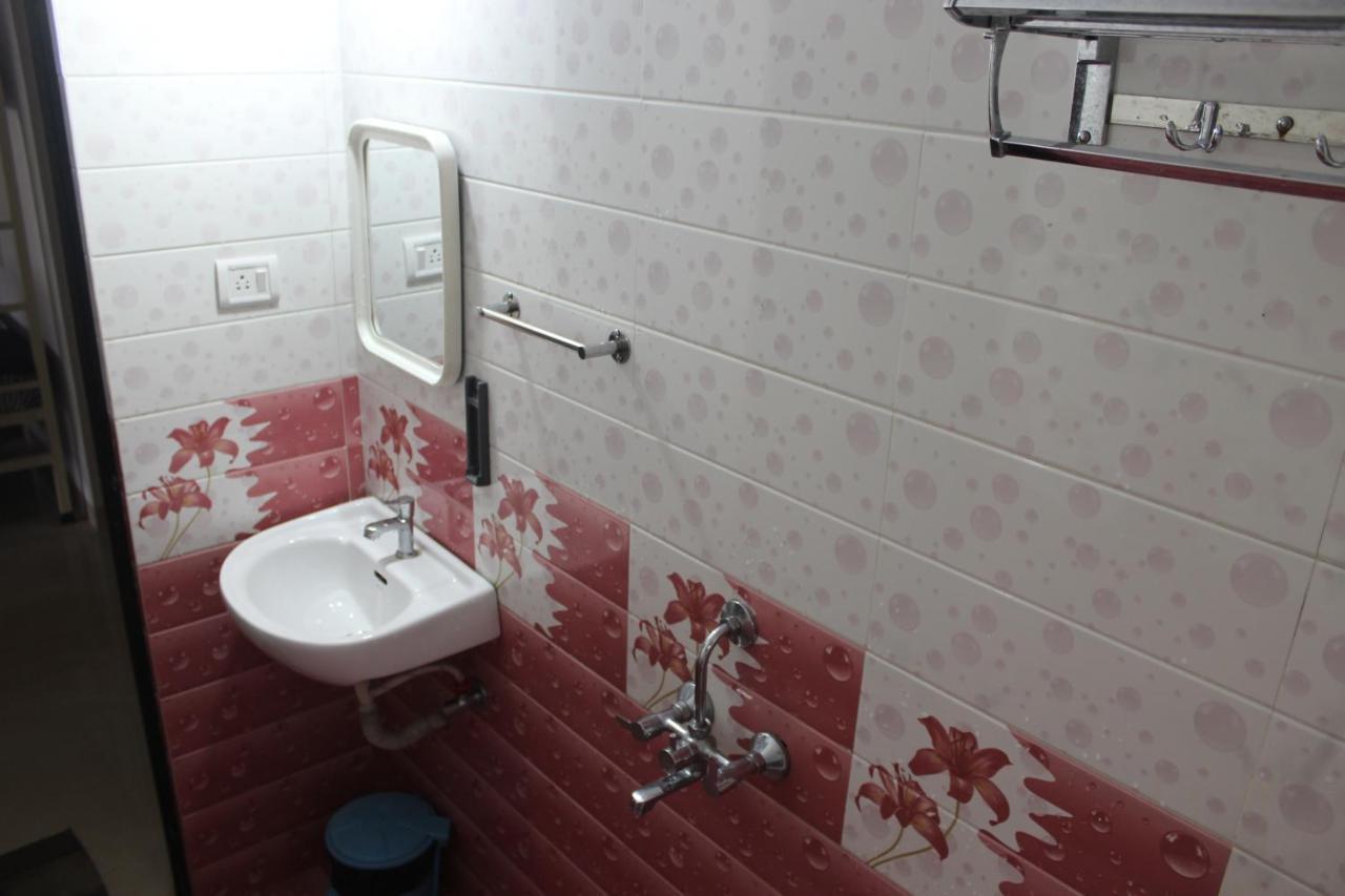 كاندولِم Bonds Hostel المظهر الخارجي الصورة